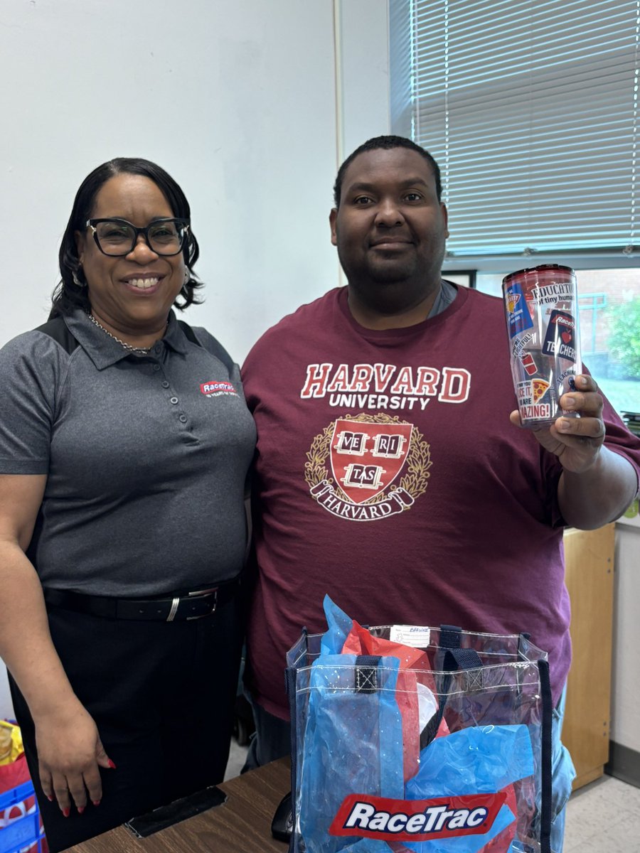 Gabrielle Ervin M. Ed. (@gabriellemervin) on Twitter photo Had a blast spoiling my amazing <a href="/CGillelem/">The Charles A. Gill Bulldogs</a> teachers today with Sonic sips & over $500 in gift cards! Teacher Appreciation Week at Gill is next level! Huge thanks to RaceTrac, my babe Corey Parish, & the Men That Pray Community for making it all possible! #GillGameChangers Had a blast spoiling my amazing <a href="/CGillelem/">The Charles A. Gill Bulldogs</a> teachers today with Sonic sips & over $500 in gift cards! Teacher Appreciation Week at Gill is next level! Huge thanks to RaceTrac, my babe Corey Parish, & the Men That Pray Community for making it all possible! #GillGameChangers