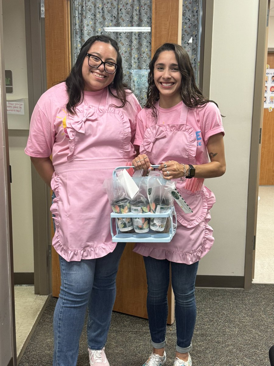 Neff_ES's tweet image. Our Sunshine Committee treated our teachers to coffee and refreshing drinks—a thoughtful gesture that truly hit the spot! They didn’t miss a single detail.
