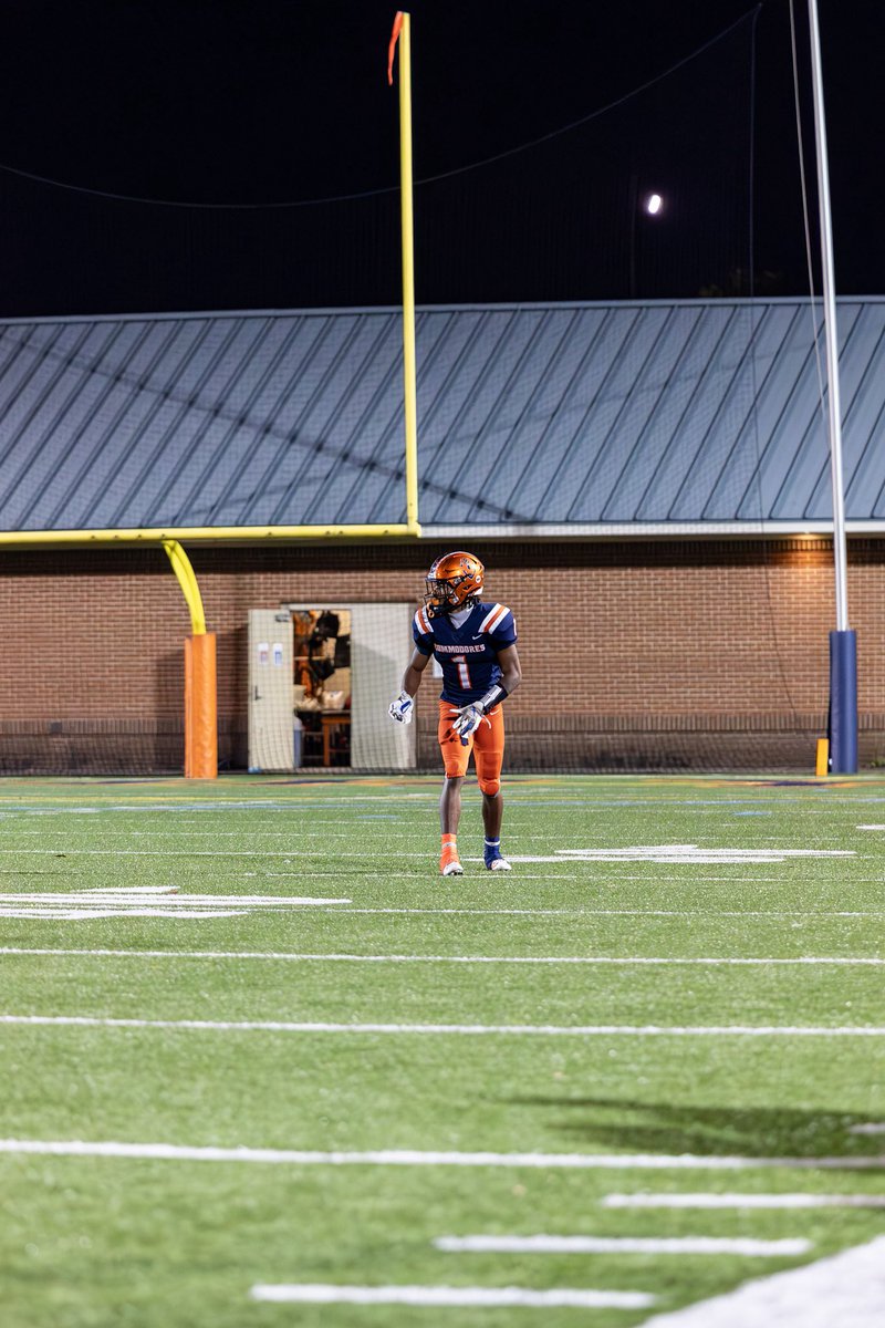 Jahvon “Vonnie” Wiggins1️⃣ (@jahvonwiggins) on Twitter photo #AGTG I'm extremely blessed to receive another D1 offer from North Carolina Central I'd like to Thank God, my parents, Coach McCain, Coach Blount , Coach Marc my teammates and the entire Maury football <a href="/CoachMattLeone/">Matt Leone</a> <a href="/dyrri_mccain/">Dyrri McCain</a> @CoachBlount1 #AGTG I'm extremely blessed to receive another D1 offer from North Carolina Central I'd like to Thank God, my parents, Coach McCain, Coach Blount , Coach Marc my teammates and the entire Maury football <a href="/CoachMattLeone/">Matt Leone</a> <a href="/dyrri_mccain/">Dyrri McCain</a> @CoachBlount1