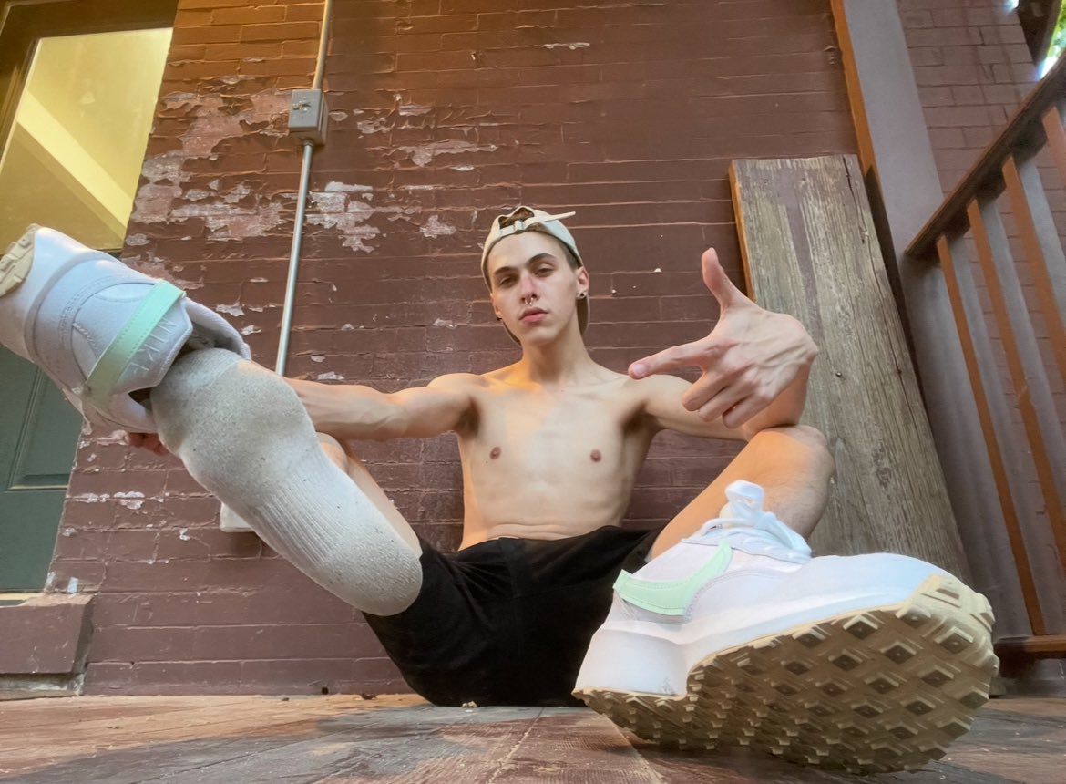 @thebasilgray.bsky.social tweet media