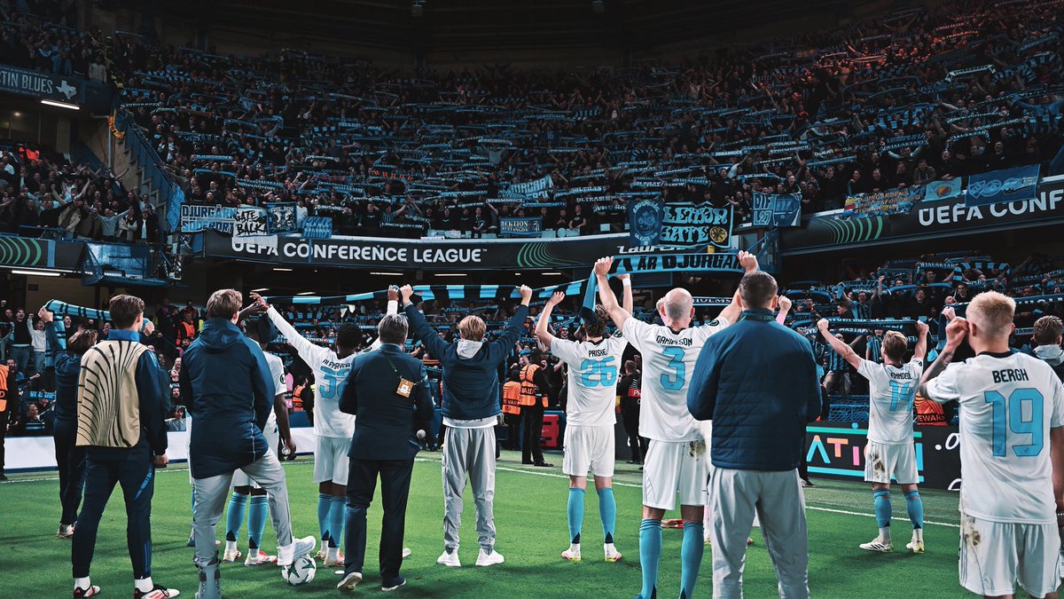 Vår fotboll har inga miljardvärvningar, rika ägare eller korsförhör på sittplats. Den är inte alltid välspelad, den är skadebenägen och svårmanövrerad. Men den är vår.

Så här långt räckte den i slutändan, hela vägen till en semifinal på Stamford Bridge.

Owned by the members.