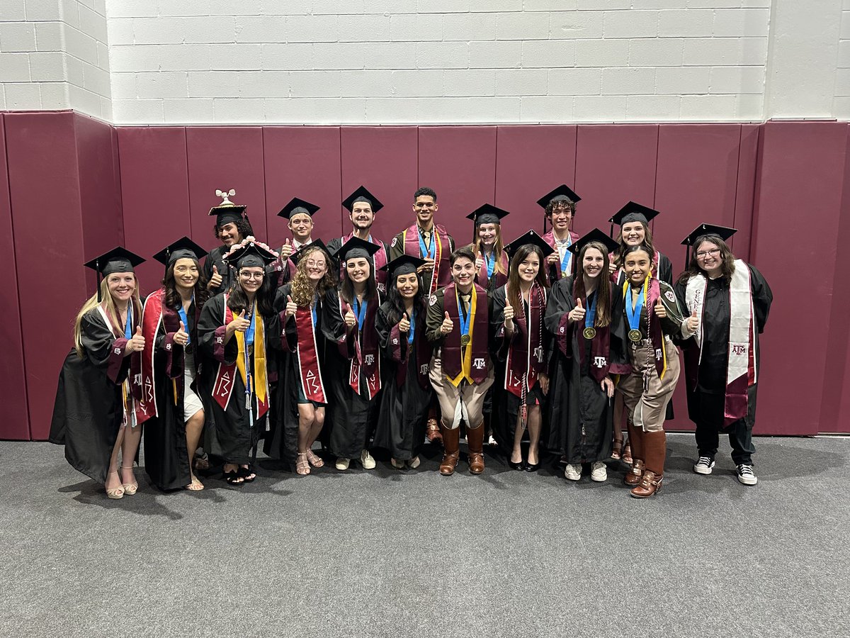 eniels13's tweet image. I couldn't be more excited for the @tamu_atmo class of 2025! They have worked so hard to get here. My best wishes on their future endeavors. It is always bittersweet, and they will be greatly missed! Also, the stoles and anemometer mortarboard are straight 🔥. Congrats!