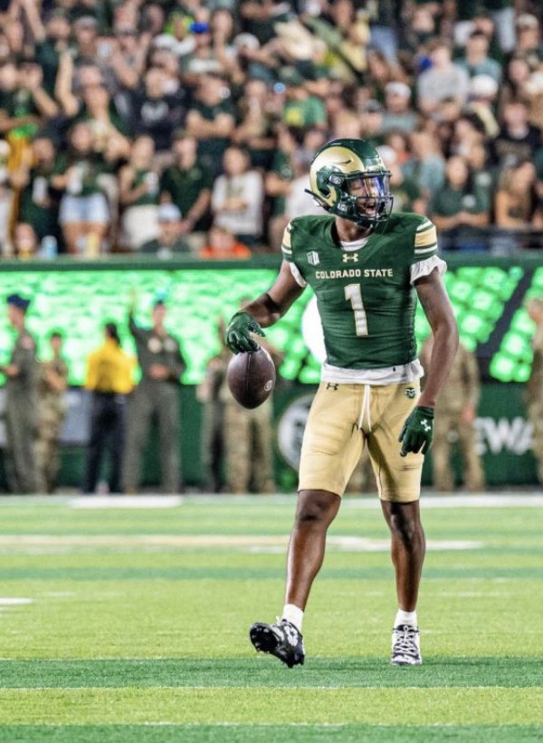 Carter “President” Davis (@presidentcrt3r) on Twitter photo After a blessed and wonderful conversation with <a href="/CoachGMcClure/">Garrett McClure</a> , I’m so thankful to receive an offer to <a href="/ColoradoStateU/">Colorado State University</a> <a href="/CoachFin_/">James Finley</a> <a href="/CUBuffsFootball/">Colorado Buffaloes Football</a> <a href="/GSHSDolphins/">Gulf Shores High School Football</a> <a href="/coach_hadac/">Coach Isaac</a> <a href="/5StarFBRecruits/">5 Star Football Recruiting</a> <a href="/Coach_Edenfield/">Kenny Edenfield</a> <a href="/ScoutFball/">Larry Rudolph</a> <a href="/HallTechSports1/">Hall-Tech Sports</a> After a blessed and wonderful conversation with <a href="/CoachGMcClure/">Garrett McClure</a> , I’m so thankful to receive an offer to <a href="/ColoradoStateU/">Colorado State University</a> <a href="/CoachFin_/">James Finley</a> <a href="/CUBuffsFootball/">Colorado Buffaloes Football</a> <a href="/GSHSDolphins/">Gulf Shores High School Football</a> <a href="/coach_hadac/">Coach Isaac</a> <a href="/5StarFBRecruits/">5 Star Football Recruiting</a> <a href="/Coach_Edenfield/">Kenny Edenfield</a> <a href="/ScoutFball/">Larry Rudolph</a> <a href="/HallTechSports1/">Hall-Tech Sports</a>