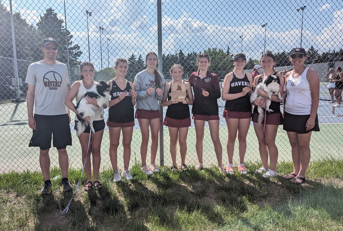 VikeTennis's tweet photo. What a beautiful day for the York Invite!
Team 1st place!
1S Tessa 1st place 🥇
1D Reagan and Sophie 1st place 🥇
2S Maylie 1st place 🥇
2D Camryn and Kolbee T4th
(also pictured: team mascot Izzy and her sister-cousin Yuki)
#govikes https://t.co/BLkJ3xhqcJ
