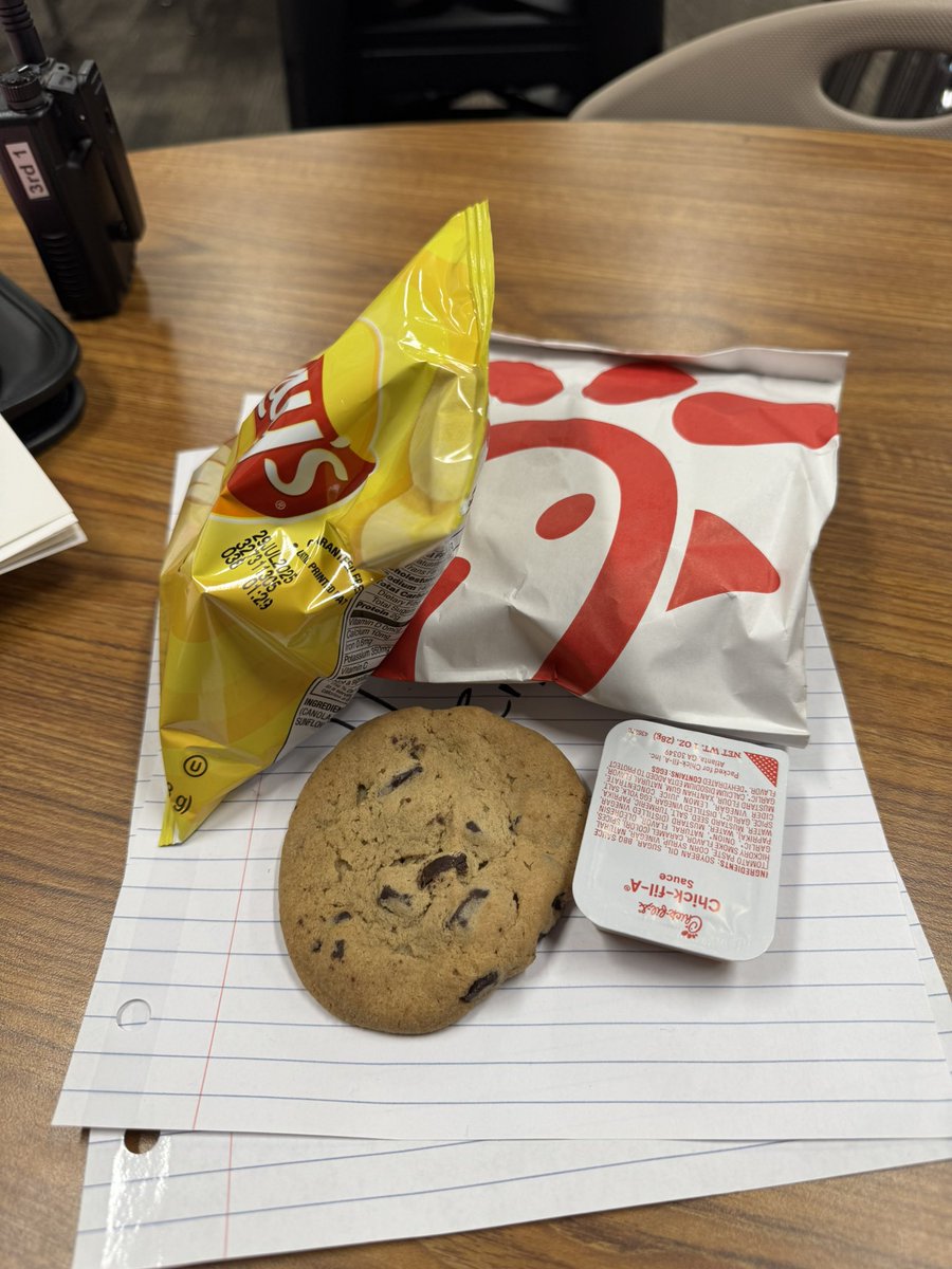 We might have been on a field trip, but we’re grateful that this yummy lunch was saved for us! Thanks, <a href="/JenksPta/">Jenks PTA</a>, for spoiling us this week! 💜 <a href="/MJEjags/">Jenks Elementary</a> #mjejags