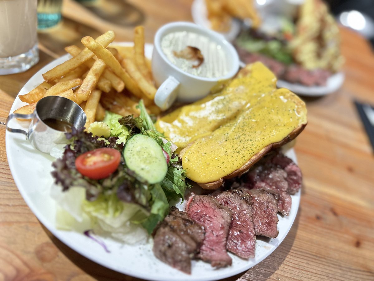 難得悠閒的休假
今天是屬於自己的時間

加菲熱線☎️0937-722105
點連結加line lin.ee/rcx6Eqo
點連結加TG t.me/mo0937722105

加菲專屬的TG頻道✈️✈️
裡面有美容師資訊 照片
預約狀態 t.me/+Q0wQLV2M0103Z…

#禾間糧倉 #加菲帶你肥