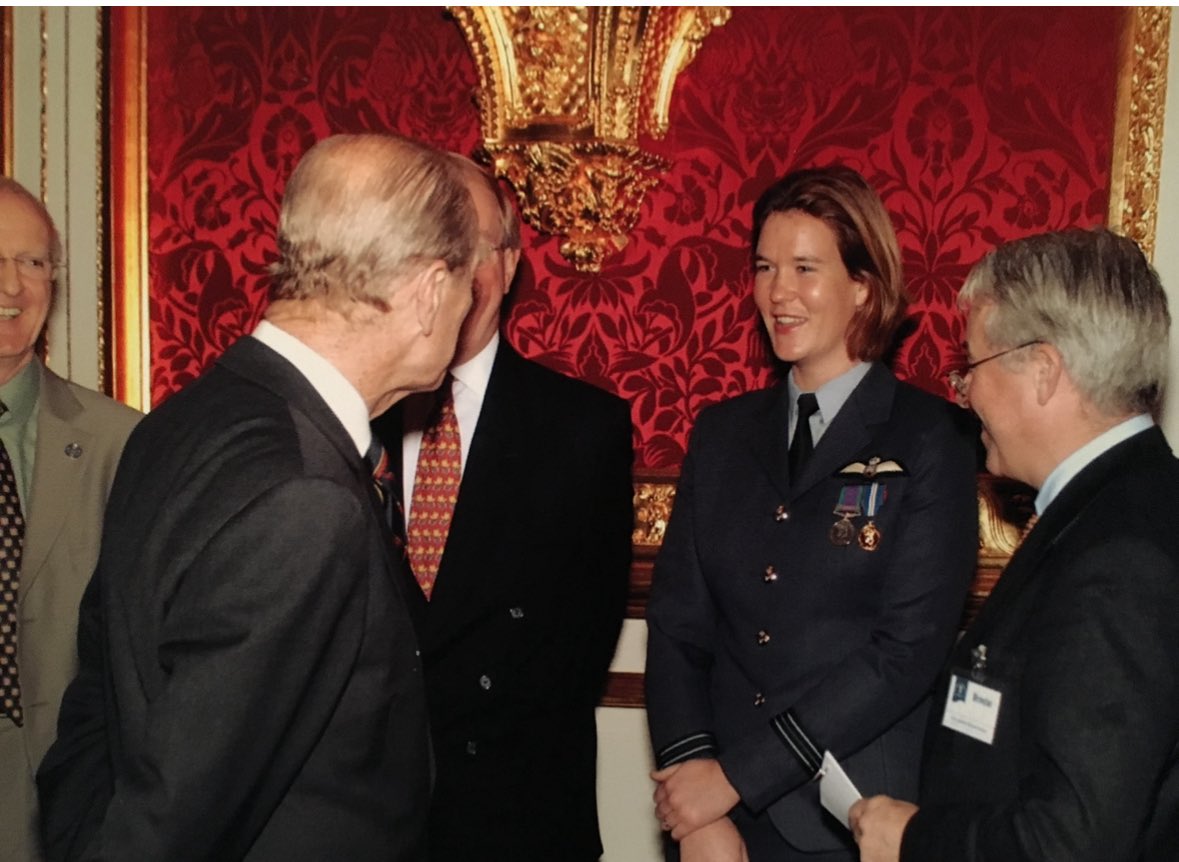 MandyHickson's tweet image. Thrilled to be speaking at Buckingham Palace this morning for the #DofE #GoldAward ceremony. I received mine in 1992—the same year women were accepted to train as RAF fast jet pilots. The resilience &amp;amp; belief I gained from DofE helped me realise anything was possible. @DofE…