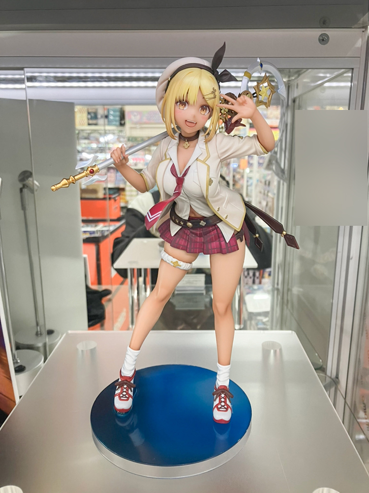 ライザ レスレリ学園ver. フィギュア 新品未開封 レスレリアーナのアトリエ」の1/7スケールフィギュア「ライザ レスレリ