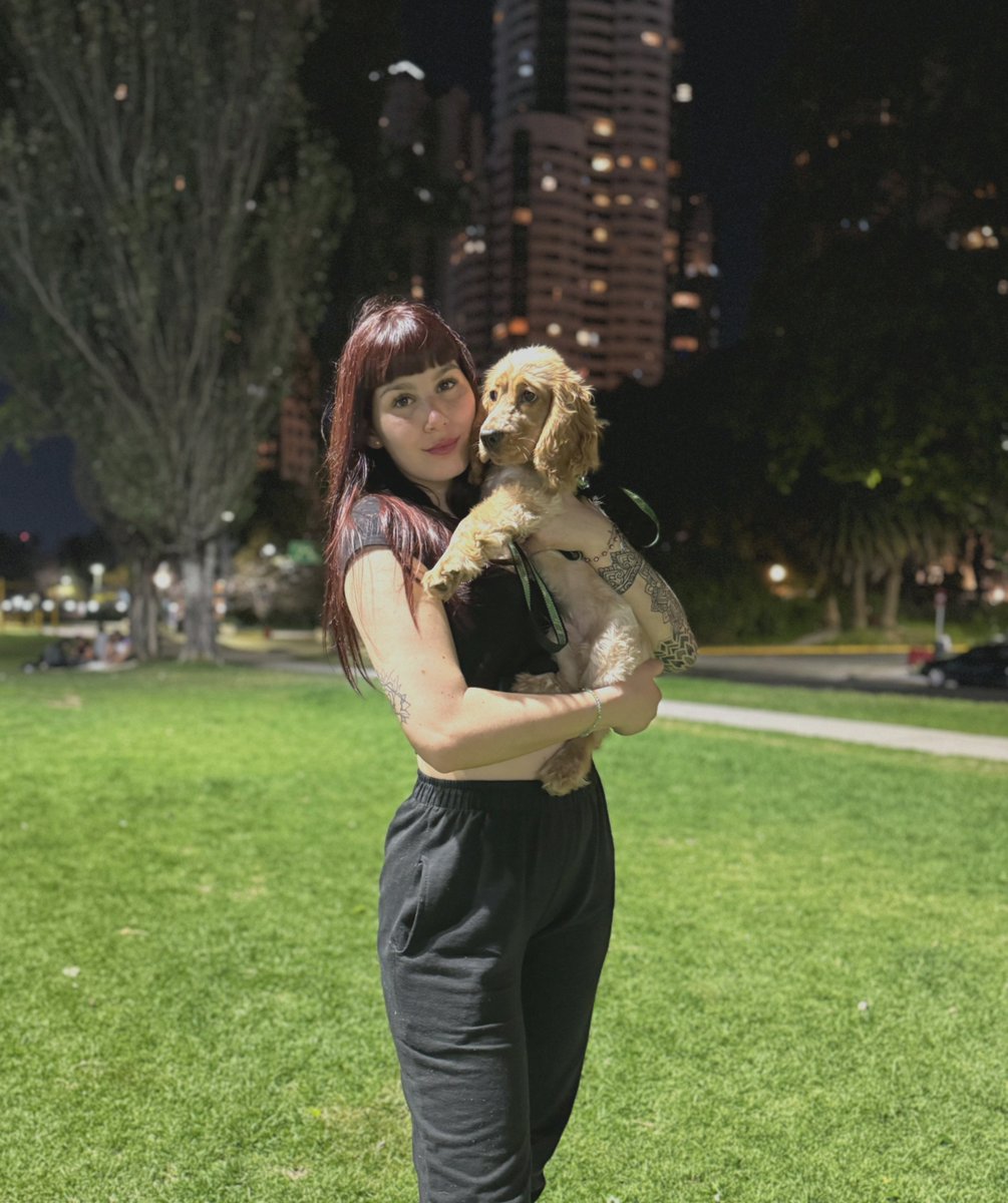 RrfFloww's tweet image. Out for a walk with my dog… but who’s gonna walk me? 😏🐾 #puppytwt #Connecticut #Hartford