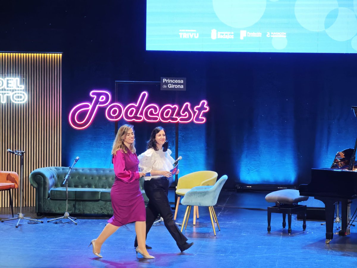 Ayer fue in día muy especial. El Tour del talento de la <a href="/FPdGi/">Fundación Princesa de Girona</a> pasó por Badajoz. Han sido unos días llenos de actividades culturales, arte y ciencia en nuestra ciudad. Tuve el honor y la responsabilidad de participar en la gala. Os dejo algunas imágenes.