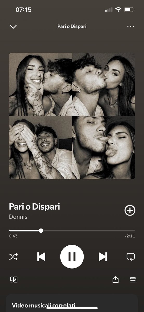 Andy49681098's tweet photo. FINALMENTE È TORNATO CON QUESTE CANZONIIIII
piccinoooo 
@sonodeddy 💙 https://t.co/cyPMXC1Xxa