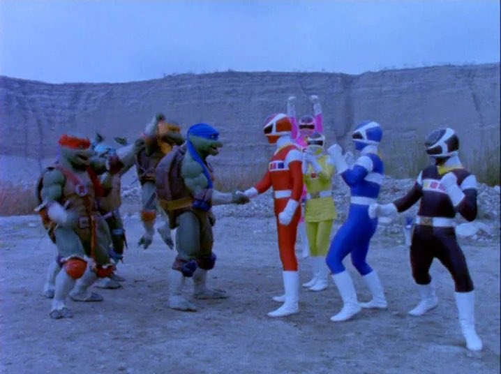 Okay we’ve been unironically watching old Power Rangers episodes (I’m going through something don’t ask) and I can’t explain to you the level of gagged I was when the fucking TEENAGE MUTANT NINJA TURTLES POPPED UP AT THE END OF AN EPISODE? LIKE IM WATCHING AVENGERS ENDGAME?