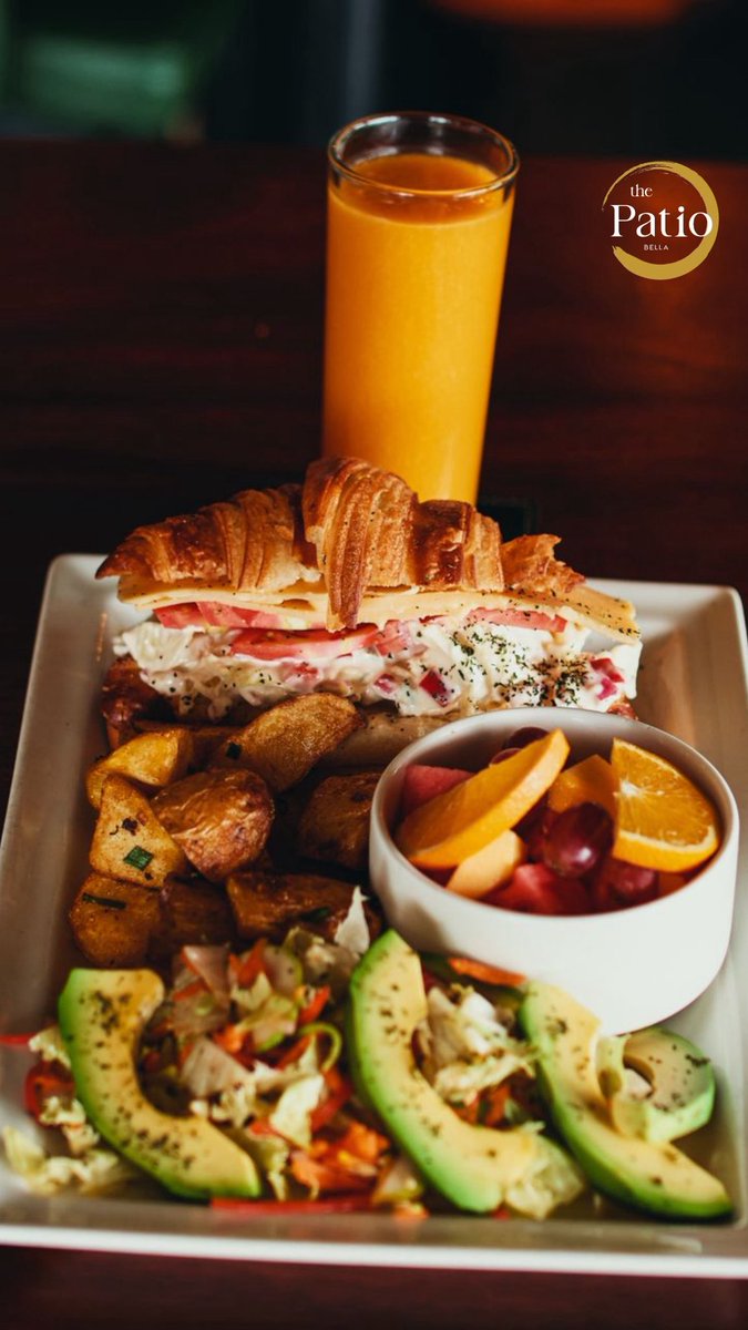 #12DaysOfBreakfast | Day 9: Croissant Chic
A buttery croissant 🥐 filled with chicken salad, mayo &amp; cheese — served with home fries 🍟, greens , fruit bowl , plus juice &amp; tea or coffee ☕️.

Now on glovo 🛵
#thepatiobella #breakfast