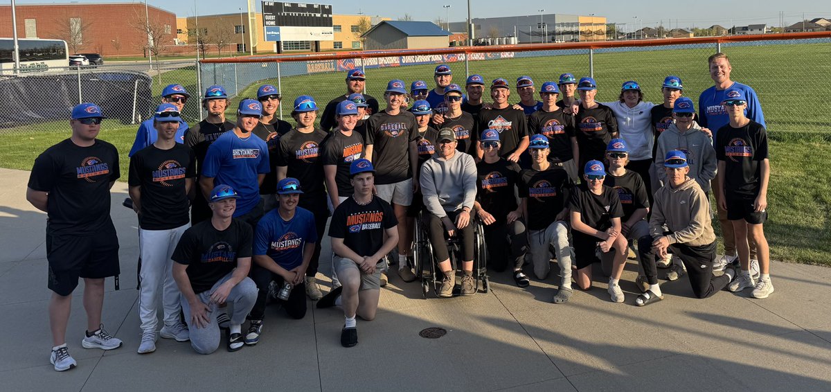 Sheyenne Mustangs Baseball (@wfsheyennebsb) on Twitter photo It was a privilege to have <a href="/hunter_pinke/">Hunter Pinke</a> come talk to our baseball team tonight. Always a great message! It was a privilege to have <a href="/hunter_pinke/">Hunter Pinke</a> come talk to our baseball team tonight. Always a great message!