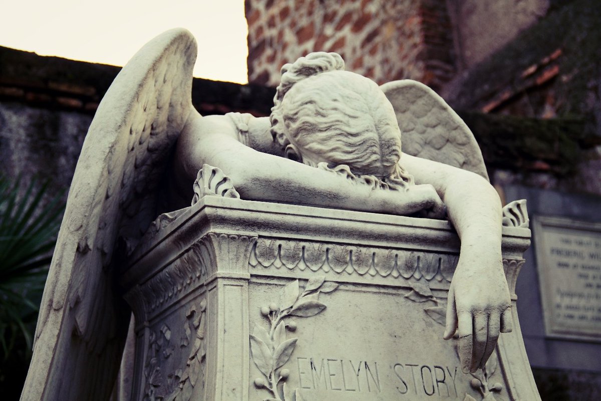 When Does Grief Become a Disorder? 

This week, the new <a href="/TheLancet/">The Lancet</a> review by Killikelly et al. Also, is it time to end daylight savings time? <a href="/kimdavidmd/">David Dongkyung Kim</a> and <a href="/mak_mike/">Michael Mak</a> argue yes in <a href="/JAMA_current/">JAMA</a>. And finally, <a href="/joannehickey_nf/">Joanne Hickey</a> on her anxiety (<a href="/CMAJ/">CMAJ</a>). davidgratzer.com