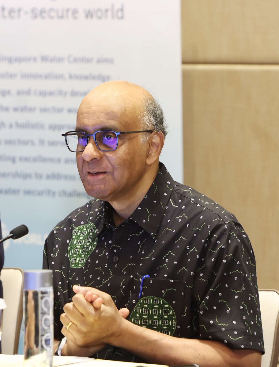 WorldBankWater's tweet photo. 1/2: The #SingaporeWaterCenter and #SEAPAW were honored to welcome President @Tharman_S of Singapore to the High-Level Water Finance Roundtable, which convened financial institutions to advance sustainable water financing solutions and foster innovation. https://t.co/fVOLvKzZ1f