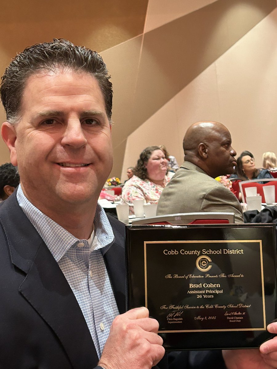 FrontoftheClass's tweet image. After 29 years, I am retiring from Cobb County Schools.  I’m excited about the past and looking forward to the future.