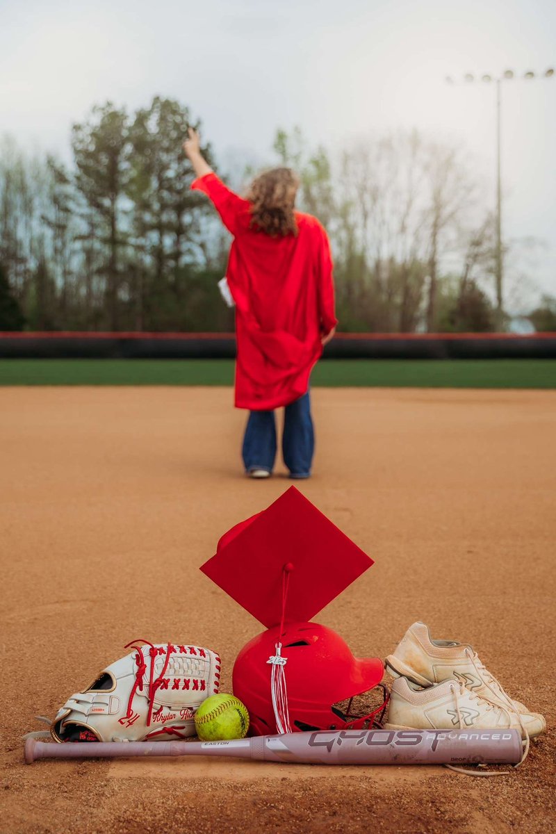 My niece always reppin the ghost <a href="/EastonFastpitch/">Easton Fastpitch</a> #easton #ghost