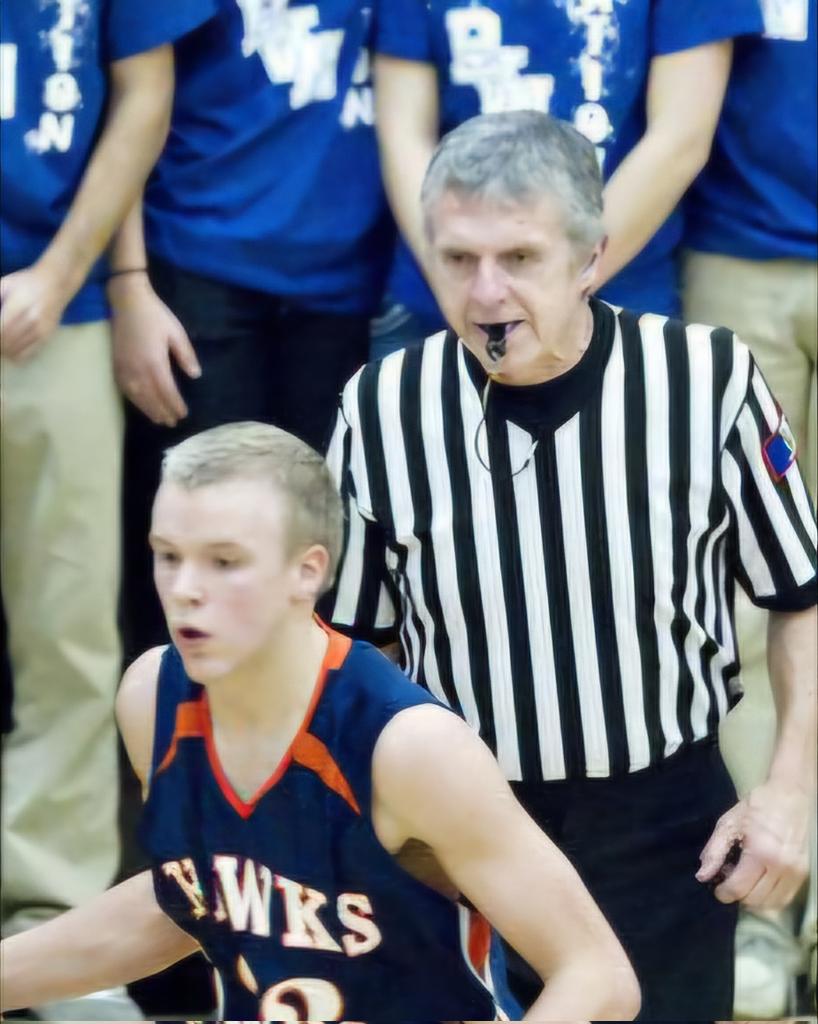 Second to my father, Mike Etnire was one of the great influences on my life. ME passed away Tuesday. 

RiP ME.  You had a great impact on sports from K through 12 and beyond. Your impact goes all the way to the pros.