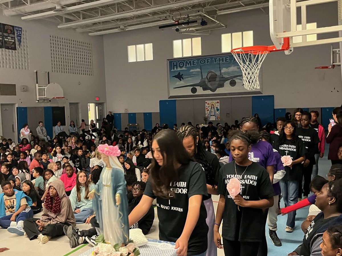 St. Isaac Jogues (@joguesdpcdsb) on Twitter photo Catholic Education Week continued today with our Crowning of Mary celebration! Thank you to our Youth Faith Ambassadors for all of your hard work and preparation with today’s beautiful event! #DPCDSB_CEW <a href="/DPCDSBSchools/">Dufferin-Peel Catholic District School Board</a> Catholic Education Week continued today with our Crowning of Mary celebration! Thank you to our Youth Faith Ambassadors for all of your hard work and preparation with today’s beautiful event! #DPCDSB_CEW <a href="/DPCDSBSchools/">Dufferin-Peel Catholic District School Board</a>