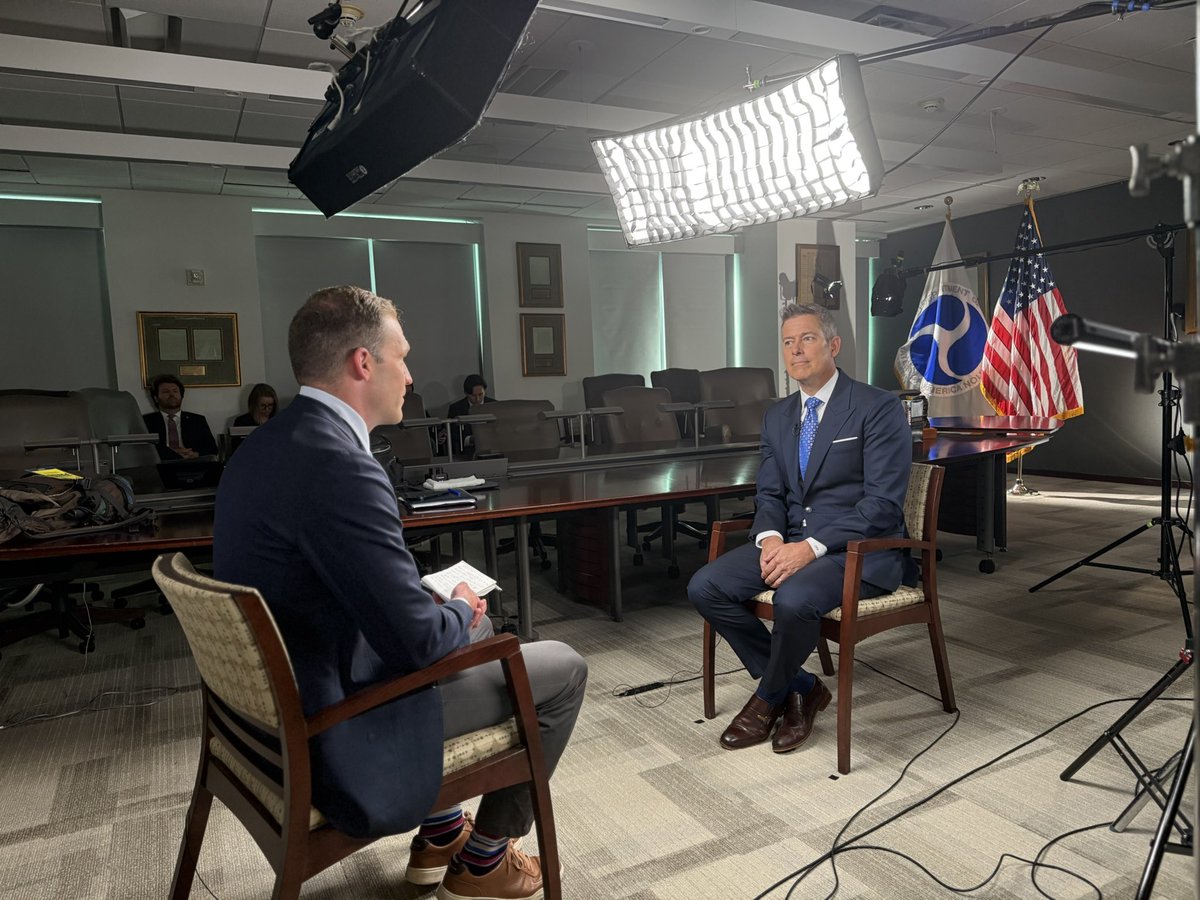 Grady_Trimble's tweet image. My full interview with Transportation @SecDuffy on his proposed overhaul of the air traffic control system. foxbusiness.com/video/63725444…