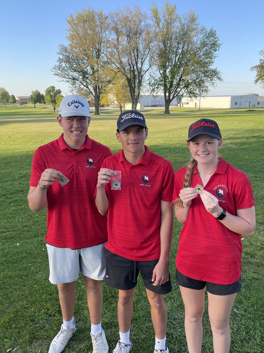 Both teams get the win on senior night.  Jaylee and Dylan were medalist and Trevin was runner up.