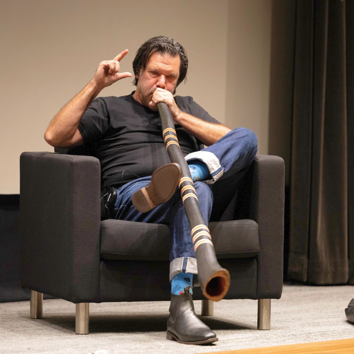 🎨 What a night at NSW Parliament! An insightful conversation with Archibald Prize-winner <a href="/theblakdouglas/">Blak Douglas</a> and broadcaster <a href="/salmonmornay/">Simon Marnie</a>, diving deep into art as an exploration of identity and driving change. Presentation recording will be shared soon! #BlakDouglas #NSWParliament