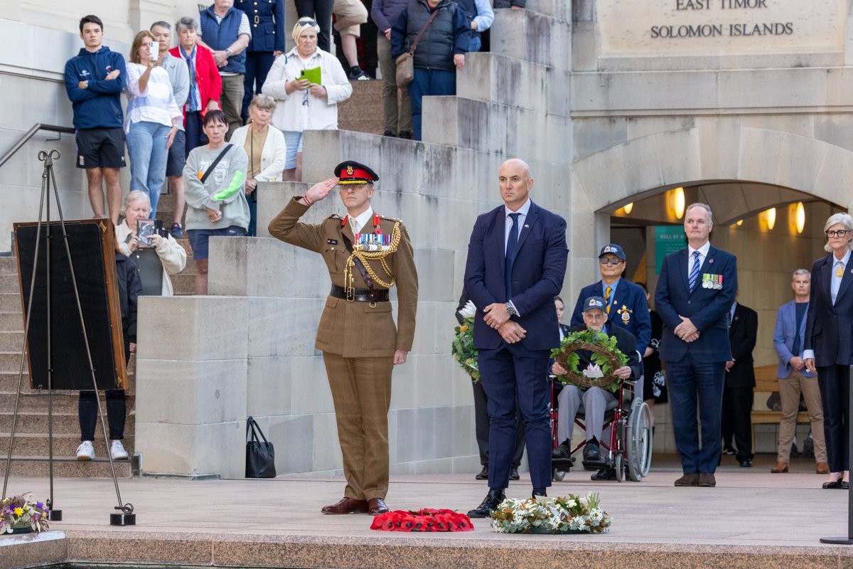 ukinaustralia's tweet photo. Deputy High Commissioner @NickCrouch7 and Brigadier Nigel Best, on behalf of the UK in Australia team, honoured the bravery of a generation alongside the Governor General at the @AWMemorial.

#VEDay80 https://t.co/1y5mBTAc7h