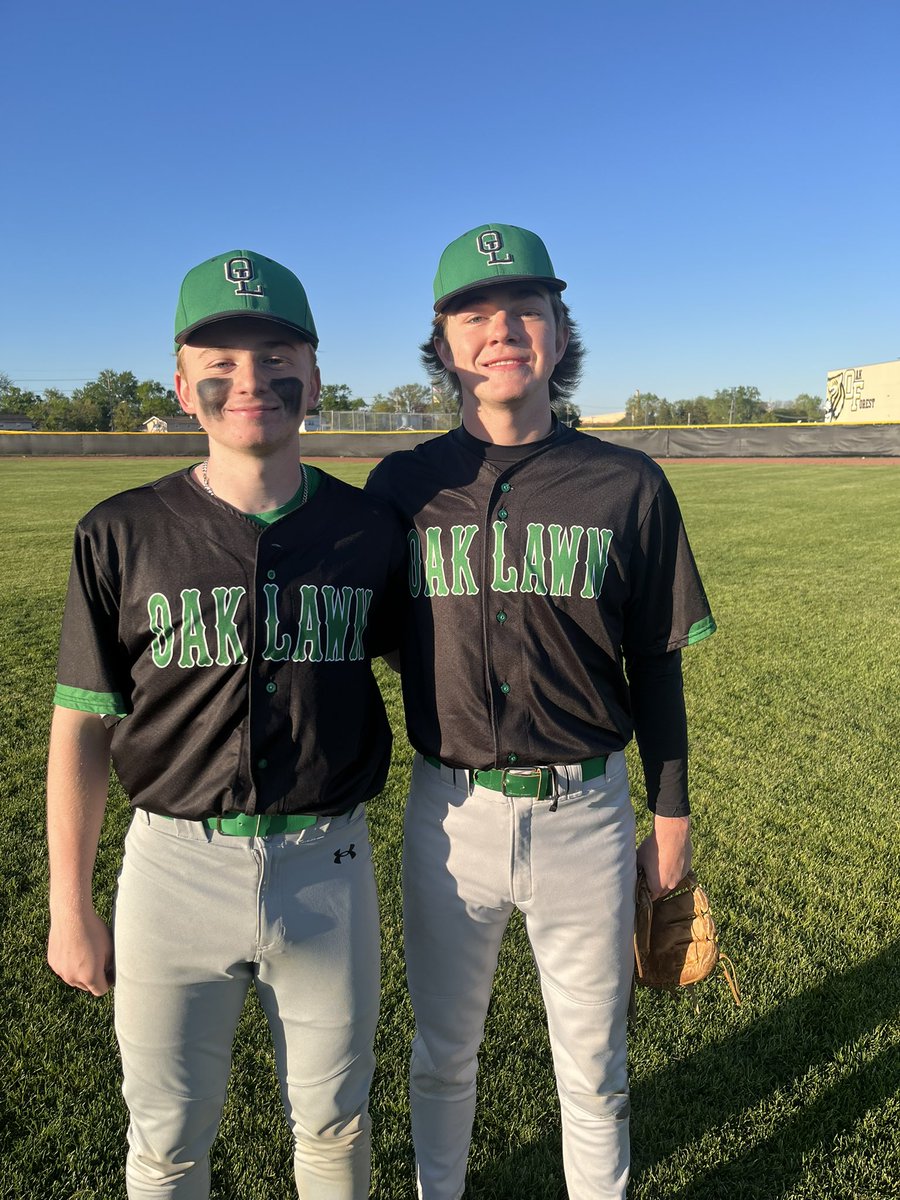 OLSpartansBsb's tweet photo. OL 3, OF 1 (8inn). Spartans (14-11, 11-4) win behind J Olejniczak (W, 7ip, 0er, 9K, 3h) Z Ullrich (SV, 1k). J Canvin (2-3,3b), Olejniczak (3-4,3b, rbi) Melnik (1-2 RBI) McGlynn (RBI) Nutile (R)  Hilger (2-4,R) led offense.Rangel made great defensive play to end game. #olchspride https://t.co/OEHr0PLyM3
