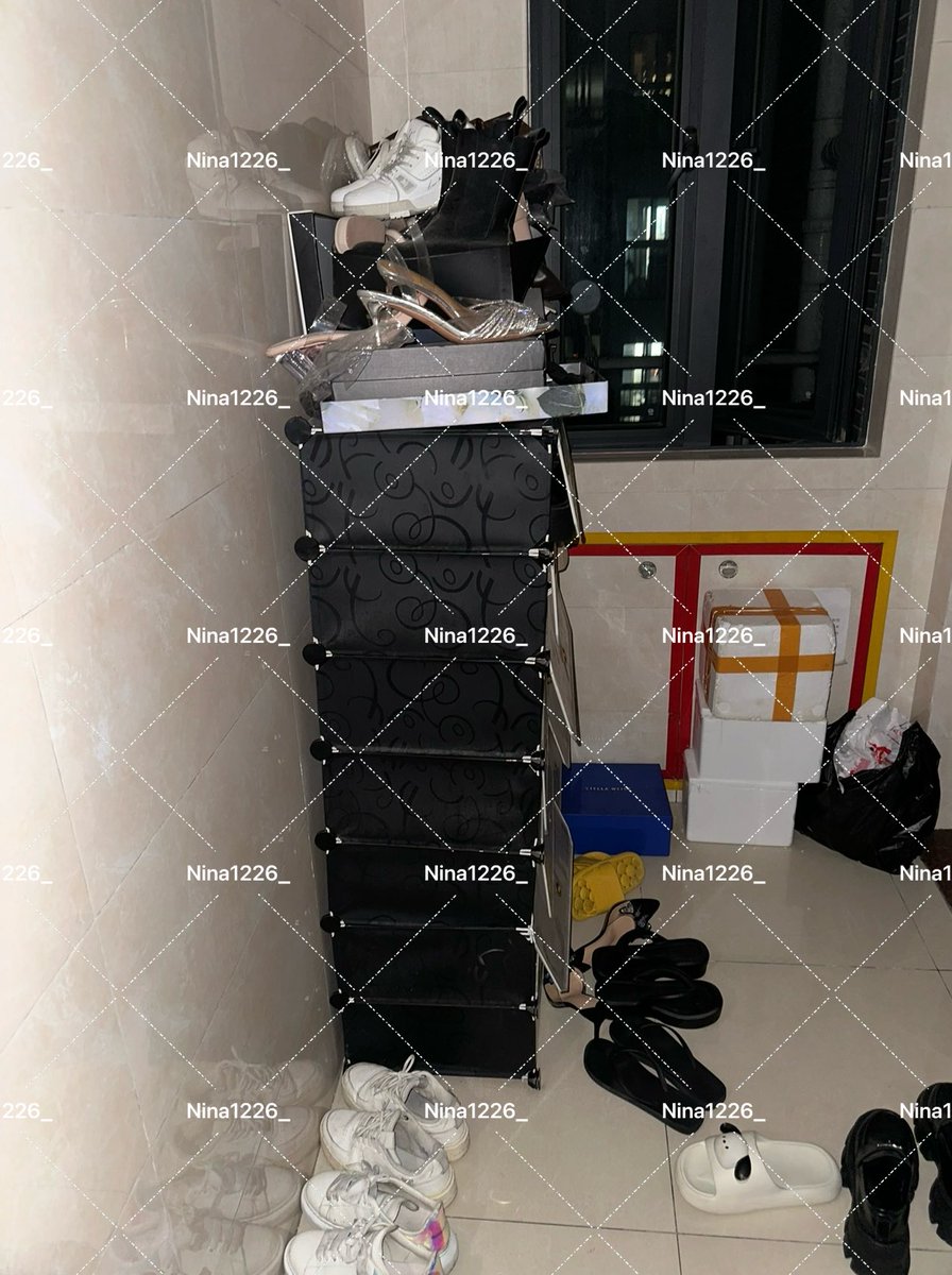 极品女主，满地都是骚鞋鞋柜里都放不下了这不得好好的都保养一遍😍😂电报群看完整版 #扫楼射鞋 #扫楼打胶 #骚高跟