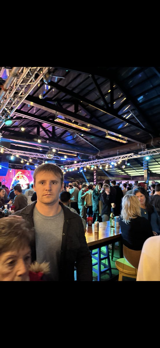 billstaples10's tweet photo. Anyone at Kilroys sports? https://t.co/jBydJZ9LYw