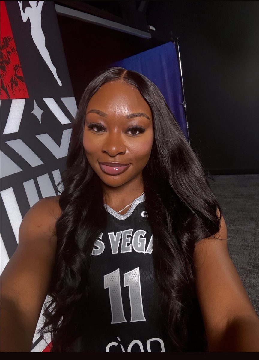 Dana Evans tweet media