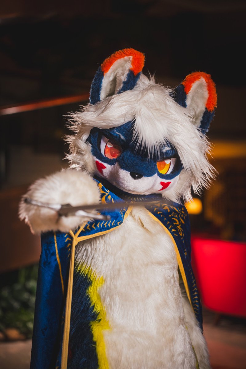 kumi⇝🌟 (@kumifox) on Twitter photo #FursuitFriday /// 庫 米 ///
———————————— 🦊
*No Cold But Jokes*
丨- 『茸毛與冷幽默』🗡️
📸:🐺 <a href="/ROOFnMILUO1011/">萊恩-ミロ&ポル &ルーフ/ NEXT→兽化核心</a> #FursuitFriday /// 庫 米 ///
———————————— 🦊
*No Cold But Jokes*
丨- 『茸毛與冷幽默』🗡️
📸:🐺 <a href="/ROOFnMILUO1011/">萊恩-ミロ&ポル &ルーフ/ NEXT→兽化核心</a>