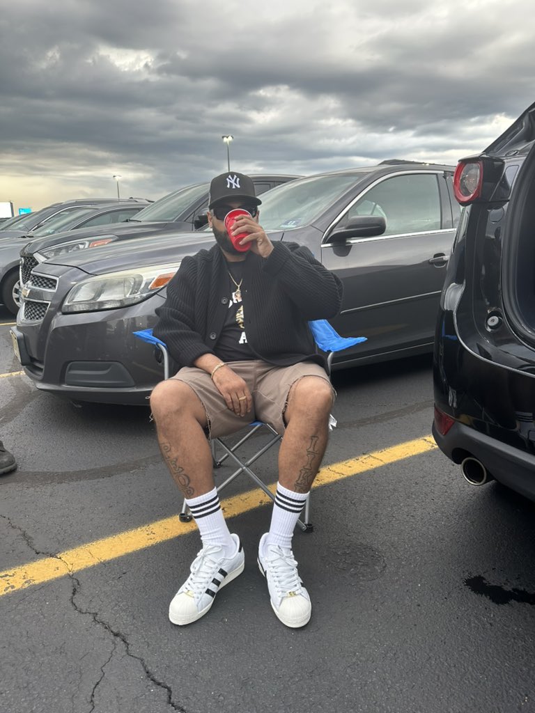 Seven18nick's tweet image. Unc outside❤️🔥