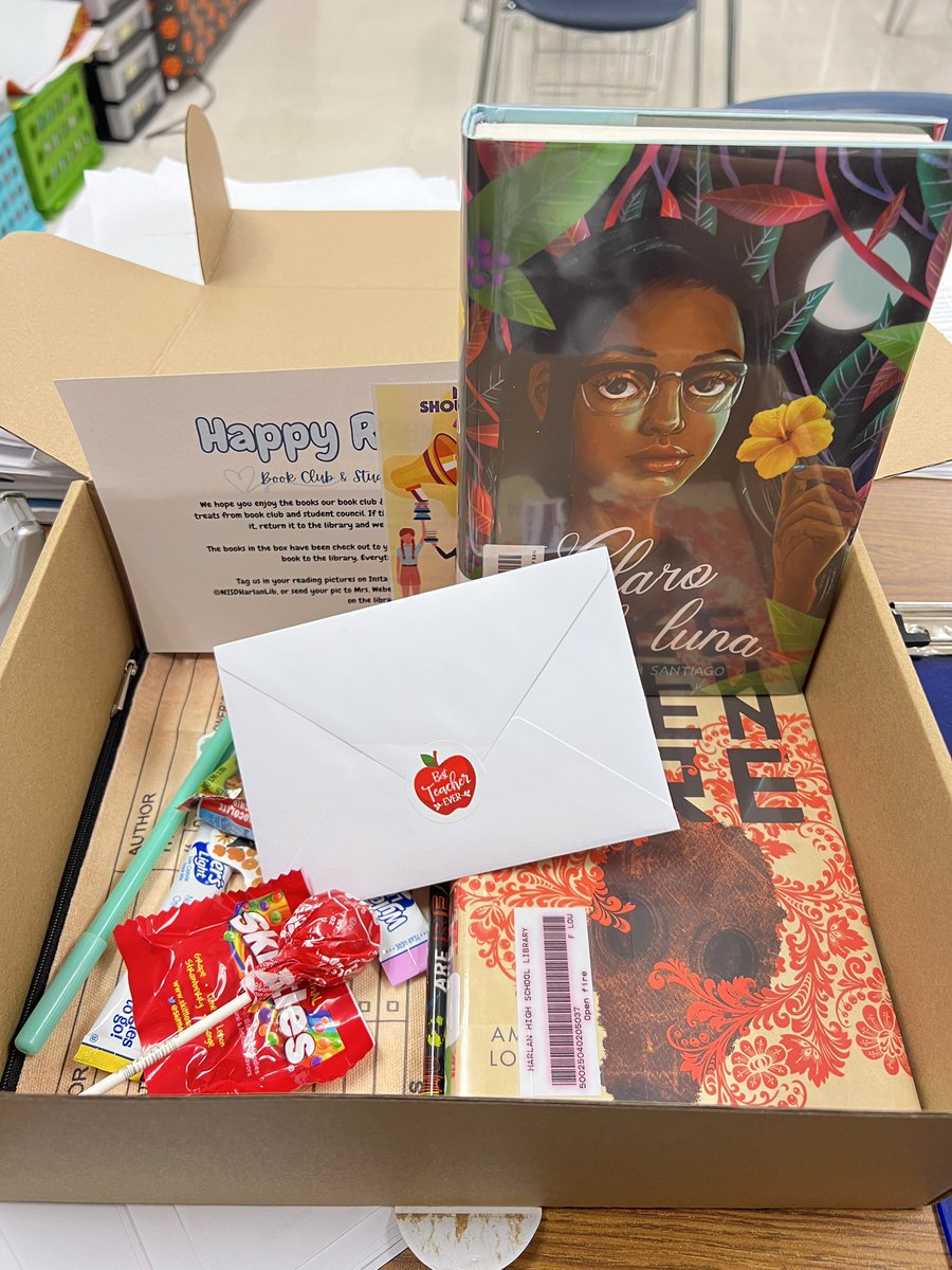 Thank you to the <a href="/NISDHarlanLib/">HarlanHSLibrary</a>, the Harlan book club and Student council for this lovely treat!! Can’t wait to read their picks for me! <a href="/NISDHarlan/">Harlan High School</a>