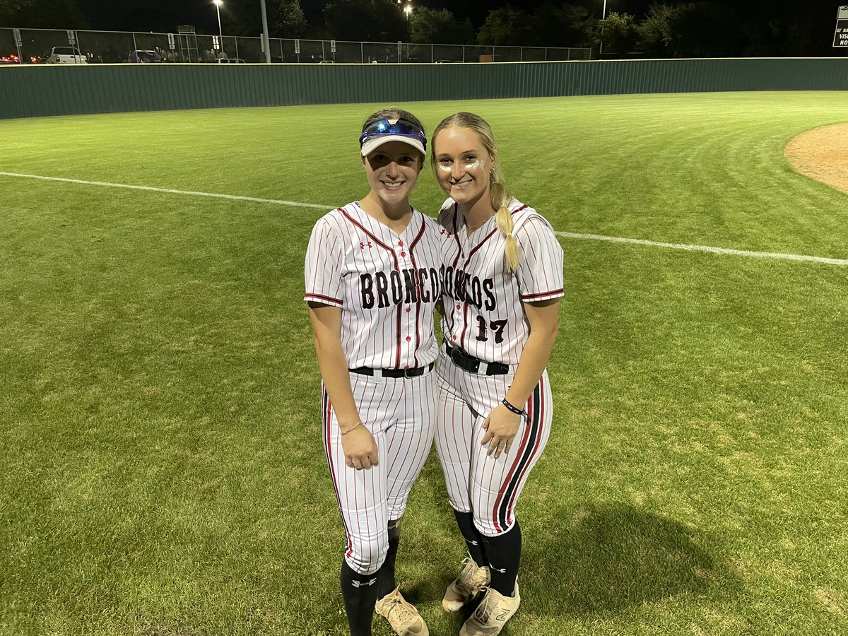 Brian Gosset (@gosset41) on Twitter photo POTG Mansfield Legacy and Guyer Game 2 tonight
The seniors <a href="/RyStinson88/">Ryleigh Stinson</a> and <a href="/NatalieMoreaux/">Natalie Moreaux</a>
Stinson with 2 big hits that resulted in 3 runs and then Moreaux with another CG and 13Ks but a big time 2 run homer to center.
Game 3 Friday at Bell! POTG Mansfield Legacy and Guyer Game 2 tonight
The seniors <a href="/RyStinson88/">Ryleigh Stinson</a> and <a href="/NatalieMoreaux/">Natalie Moreaux</a>
Stinson with 2 big hits that resulted in 3 runs and then Moreaux with another CG and 13Ks but a big time 2 run homer to center.
Game 3 Friday at Bell!