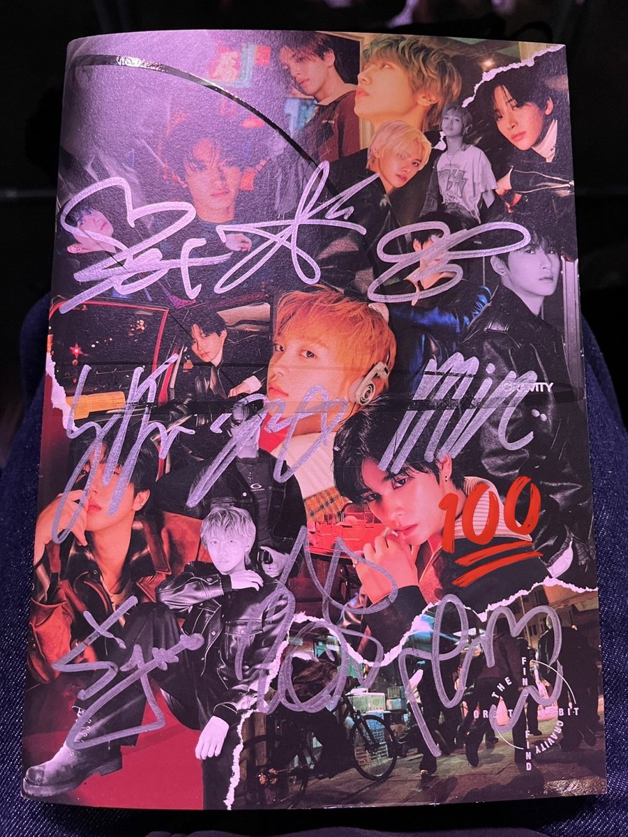 250509 #KCON2025   
전원 사인이 들어간 CD에 당첨되었습니다❣️
#woobin #우빈
#CRAVITY #クレビティ #크래비티