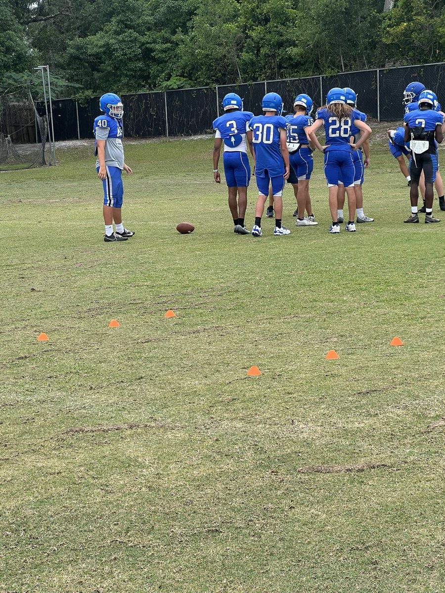 Coach Joe Nieves (@coachjoenieves) on Twitter photo Just want to thank Head Coach <a href="/JeffGierke/">COACH GIERKE</a> with at Clay High for inviting me out to watch spring football practice. Can’t wait to see them in action this coming season.🏈🏈💯💯 Just want to thank Head Coach <a href="/JeffGierke/">COACH GIERKE</a> with at Clay High for inviting me out to watch spring football practice. Can’t wait to see them in action this coming season.🏈🏈💯💯