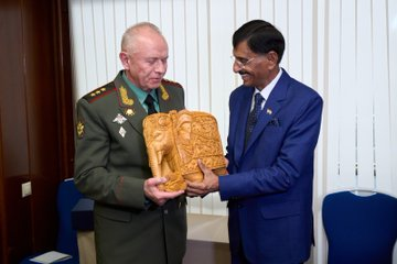 ANI's tweet photo. Union MoS Defence Sanjay Seth, who is in Moscow for May 9 Victory Day Parade, laid a wreath at the Tomb of the Unknown Soldier and met Russian Deputy Defence Minister Col Gen Alexander Fomin to discuss deepening military and technical cooperation yesterday. He thanked Russia for its support against crossborder terrorism, with both sides agreeing to enhance ties through existing frameworks and regular consultations.

(Source: Directorate of Public Relations, Ministry of Defence)
