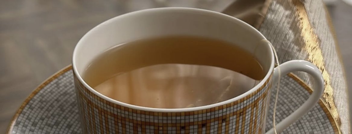 صباحكم إنبثاقُ شَمـس في كأسي—•🩵