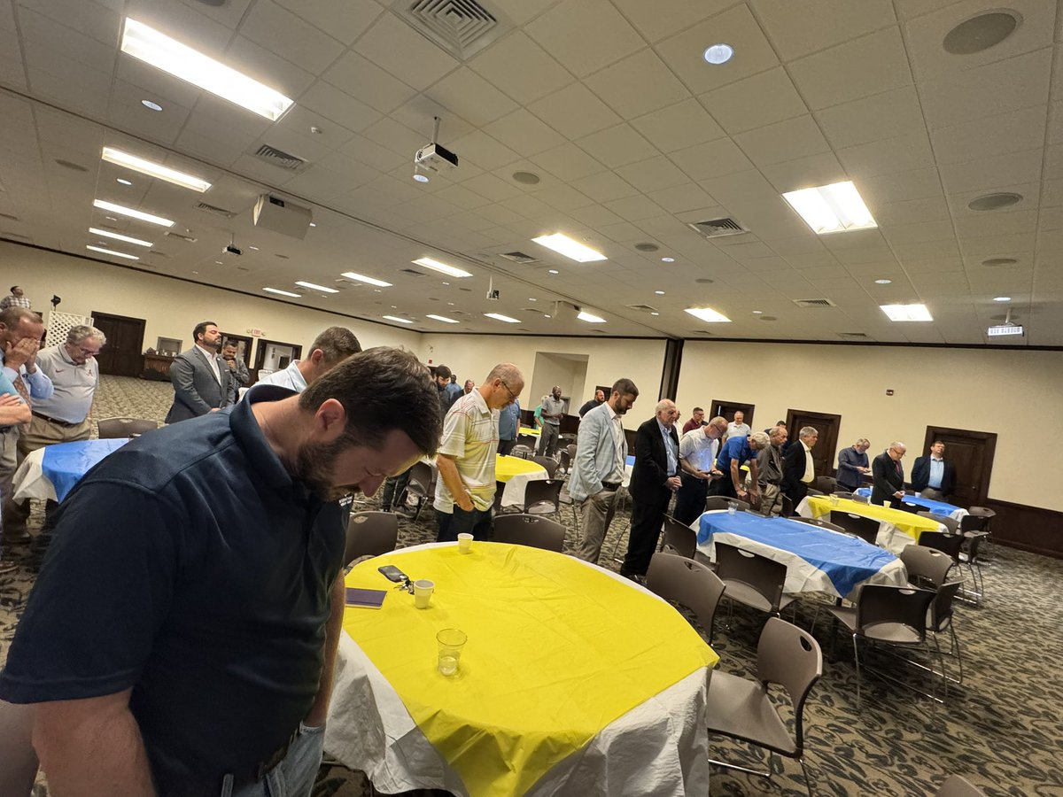 Kevin Blackwell (@drkblackwell) on Twitter photo Amazing time of prayer, worship, and unity at our first ReNEW Minister’s Conference! It is a new day <a href="/mobilebaptists/">Mobile Baptist Assoc</a>! Amazing time of prayer, worship, and unity at our first ReNEW Minister’s Conference! It is a new day <a href="/mobilebaptists/">Mobile Baptist Assoc</a>!