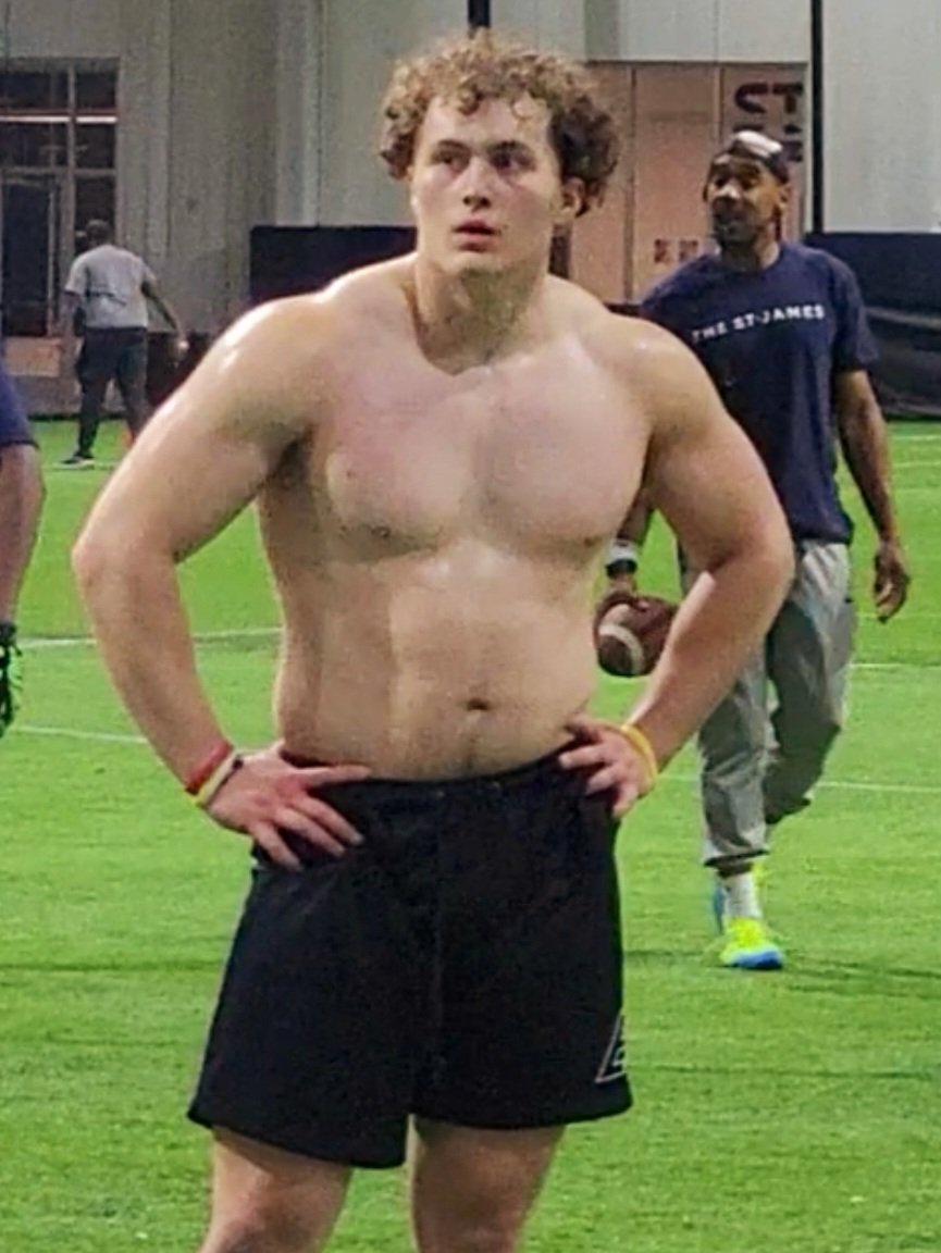 Yeah THAT MOOD tonight. I'm coming!  You'll find out. Let's Go