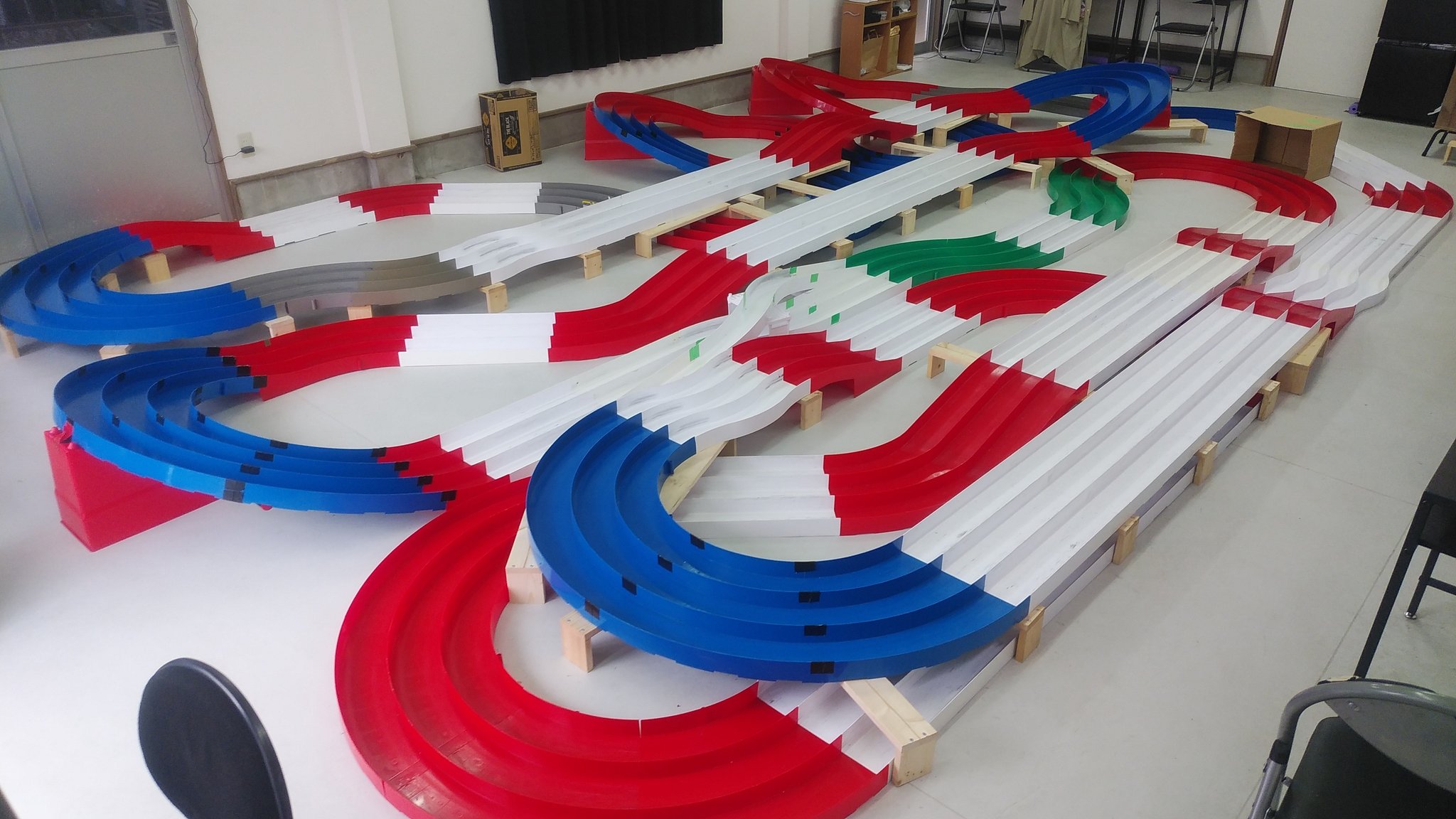 ミニ四駆コース情報 (@mini4wdCircuit) / X