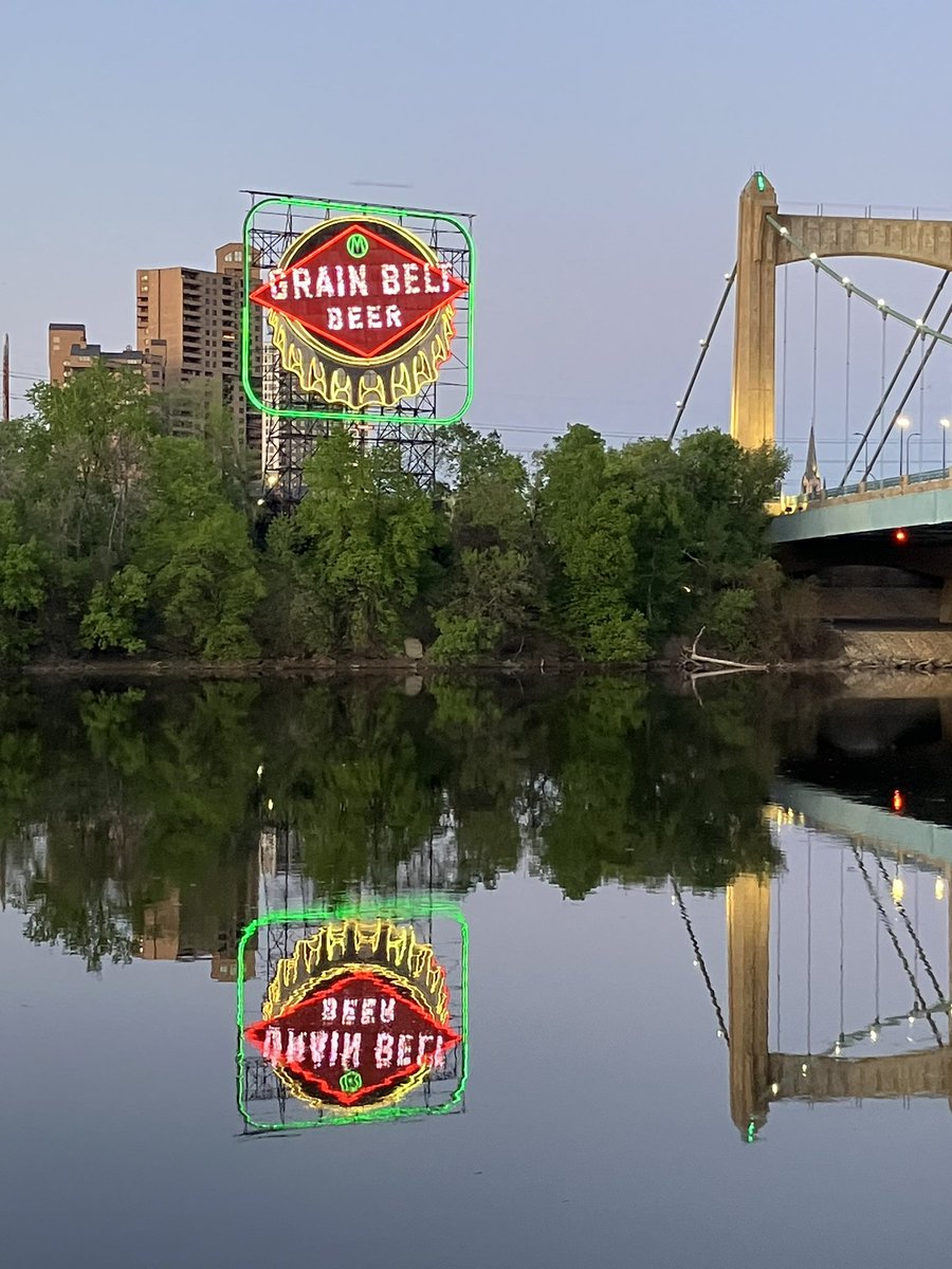 CallaghanPeter's tweet image. Mirror pond or Mississippi River?