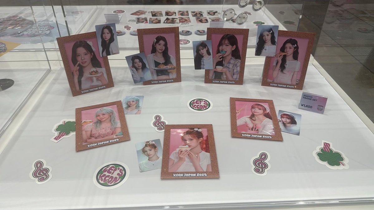 dayeonsvoya9e's tweet photo. Kep1er kcon md preview! https://t.co/uwYUOSAnH1