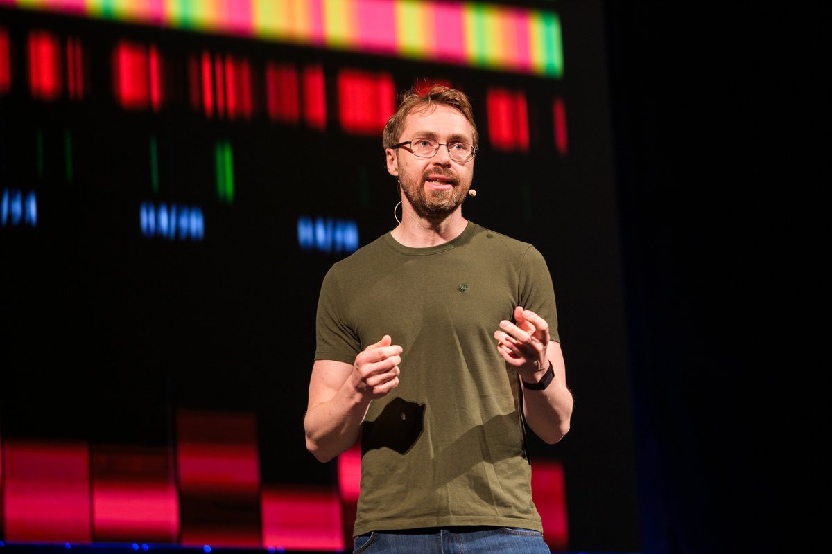 grafana's tweet image. 🧡 GrafanaCON, you were peak uptime and pure heart.

This wasn’t just a conference. #GrafanaCON 2025 was a celebration of community moments and what’s possible with Grafana. 

To our contributors, community members, and Grafanistas — thank you. We&apos;ll see you at the next one!