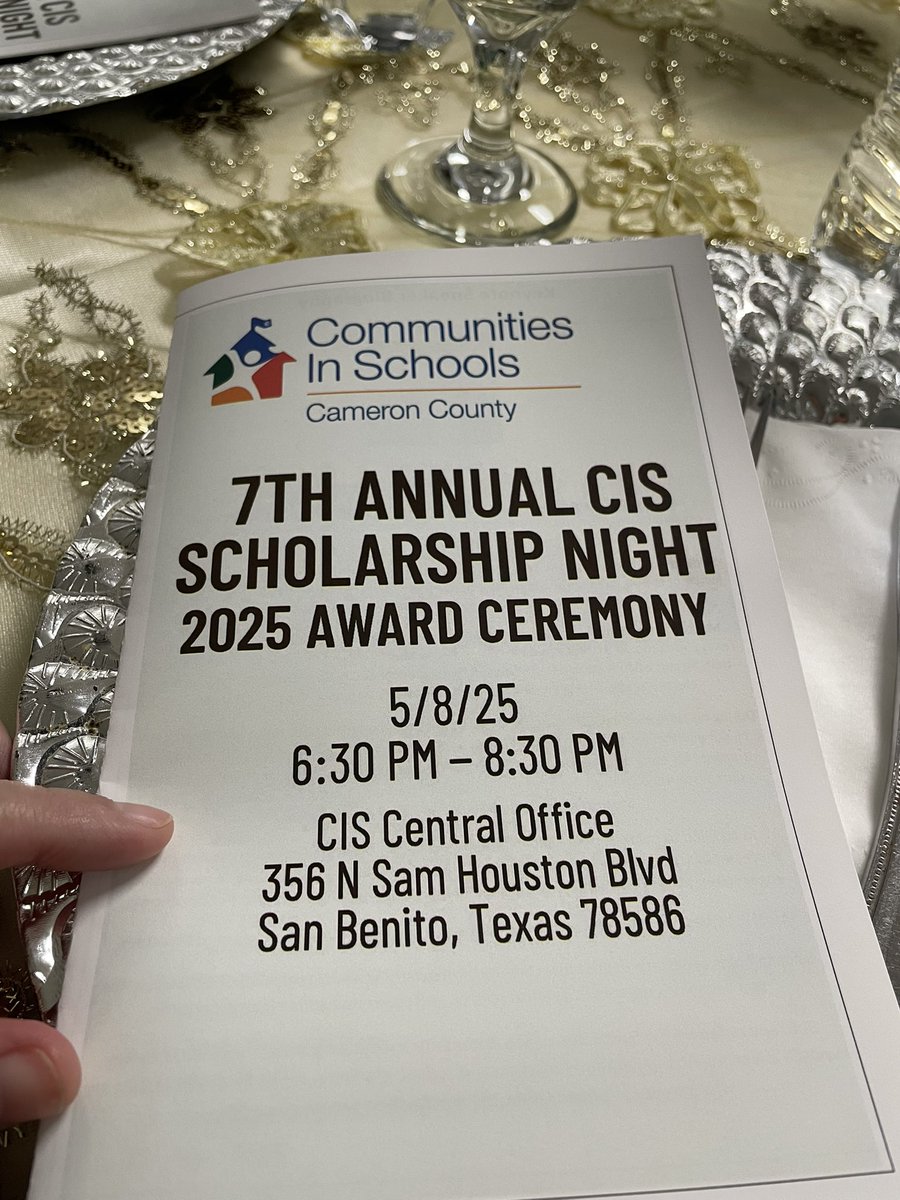 LFCISDFamEngage's tweet image. Congratulations to our @losfresnoshigh CIS scholarship recipients! Amazing evening celebration! Special thanks to Ms. Laura Orive (@CIS_LFHS). @cameron_cis @jmcdonough33 @LosFresnosCISD