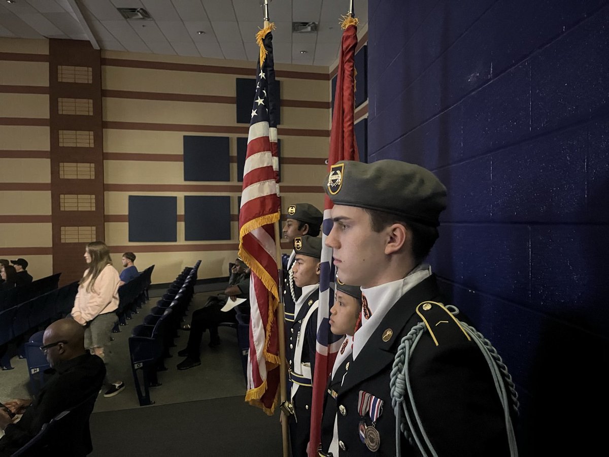 BlazeJROTC's tweet image. The Blaze Color Guard had the honor of presenting the colors at the Senior Awards Ceremony, exemplifying the discipline and professionalism of the Battalion.