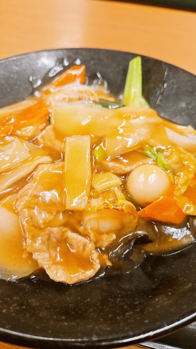 muttersyouji's tweet photo. 今日のお昼ごはんは
#みんな大好き
#餃子の王将 さんへ
食べたのはもちろん
#中華飯 #大盛り
安定の美味しさですよね

ちなみに
#うずらの卵 は
最後に #食べる派 です

#ごちそうさまでした

#nagoya #Lunch
#imaike
#GYOZA #OHSHO
#Chinese
#中華丼
#中華飯
#soulfood
#delicious
#しょうじ飯 https://t.co/INWRfFtcRt