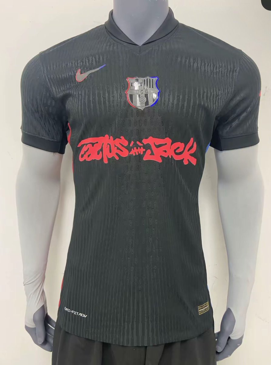 متوفرة اطقم الكلاسيكو ب ٧٩ ريال بس❤️‍🔥
#الكلاسيكو #برشلونه_ريال_مدريد